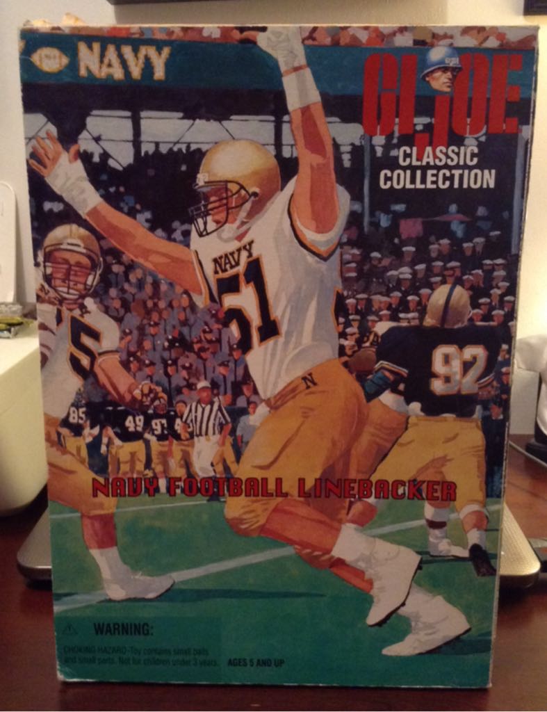 G.I. Joe Classic Collection - ﻿Navy Football Linebacker - Hasbro (G.I. Joe Classic Collection) action figure collectible [Barcode 076281814636] - Main Image 2