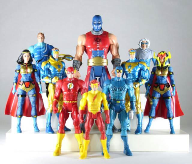 DCUC Wave 7 Figure 3 Blue Beetle - Mattel (DC Universe Classics: Wave 07) action figure collectible [Barcode 027084696516] - Main Image 2