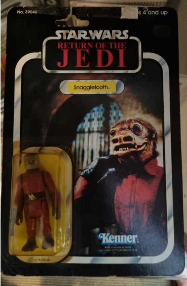 Leia Organa (Bespin Gown) - Kenner (ESB 3.75” 1980- 1986) action figure collectible [Barcode 076281936208] - Main Image 3