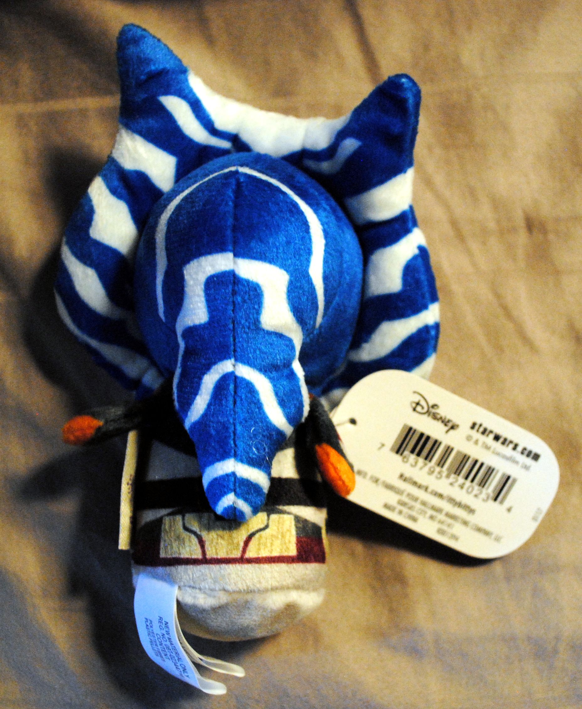 40th Anniversary Hallmark ittybbittys Ahsoka Tano Star Wars SWR - Hallmark (Star Wars Hallmark) action figure collectible [Barcode 0763795240234] - Main Image 2