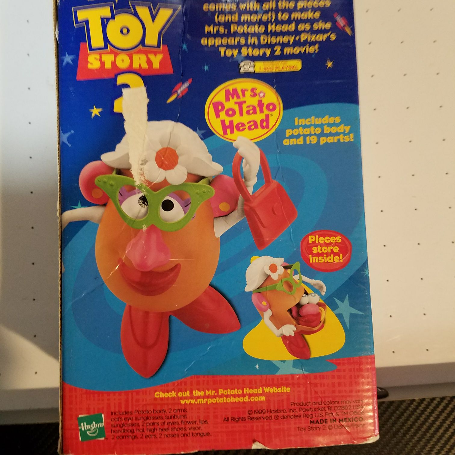 Toy Story 2 Mrs Potato Head - Playskool/Hasbro action figure collectible [Barcode 076930023075] - Main Image 2