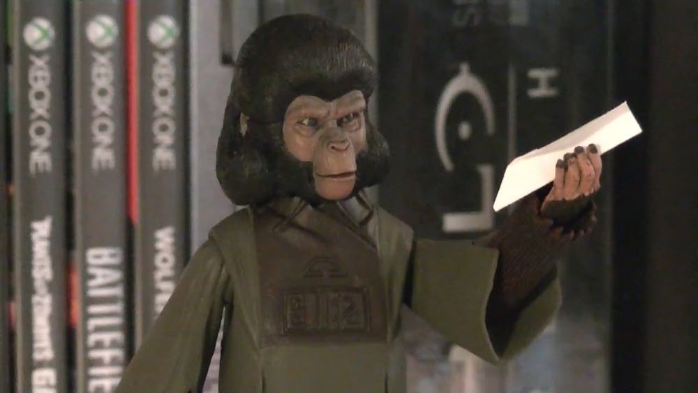 Planet Of The Apes Zira - Hasbro Signature Series (Planet Of The Apes) action figure collectible [Barcode 076930109106] - Main Image 2