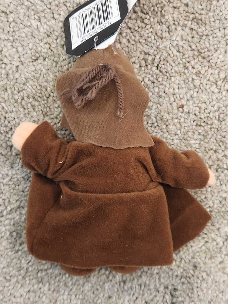 Qui Gon Jinn Plush - Hasbro (Star Wars: Phantom Menance Episode 1) action figure collectible [Barcode 076930262436] - Main Image 2