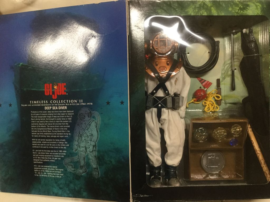 GI Joe: Timeless Collection II Deep Sea Diver - Hasbro (GI Joe Timeless Collection II) action figure collectible [Barcode 076930570449] - Main Image 2