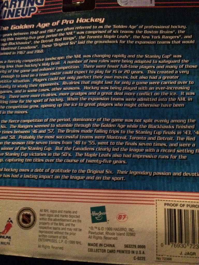 Starting Lineup Jaromir Jagr Pittsburgh Penguins  - Kenner (Starting Lineup Hockey) action figure collectible [Barcode 076930723883] - Main Image 2