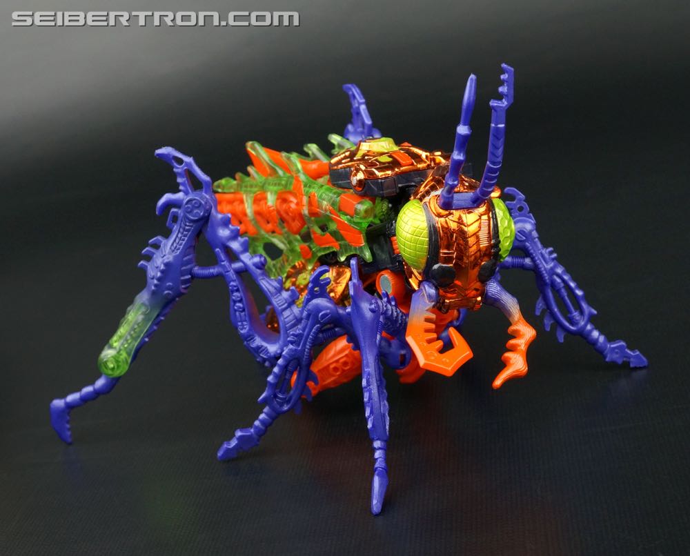 Scourge (Transmetal 2) - Hasbro (Beast Wars) action figure collectible [Barcode 076930804421] - Main Image 3