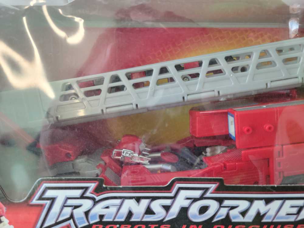 Optimus Prime - Hasbro (Transformers RID) action figure collectible [Barcode 076930805770] - Main Image 2