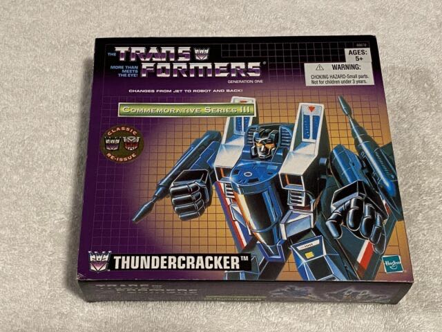 Thundercracker - Hasbro (The Transformers) action figure collectible [Barcode 076930806760] - Main Image 3
