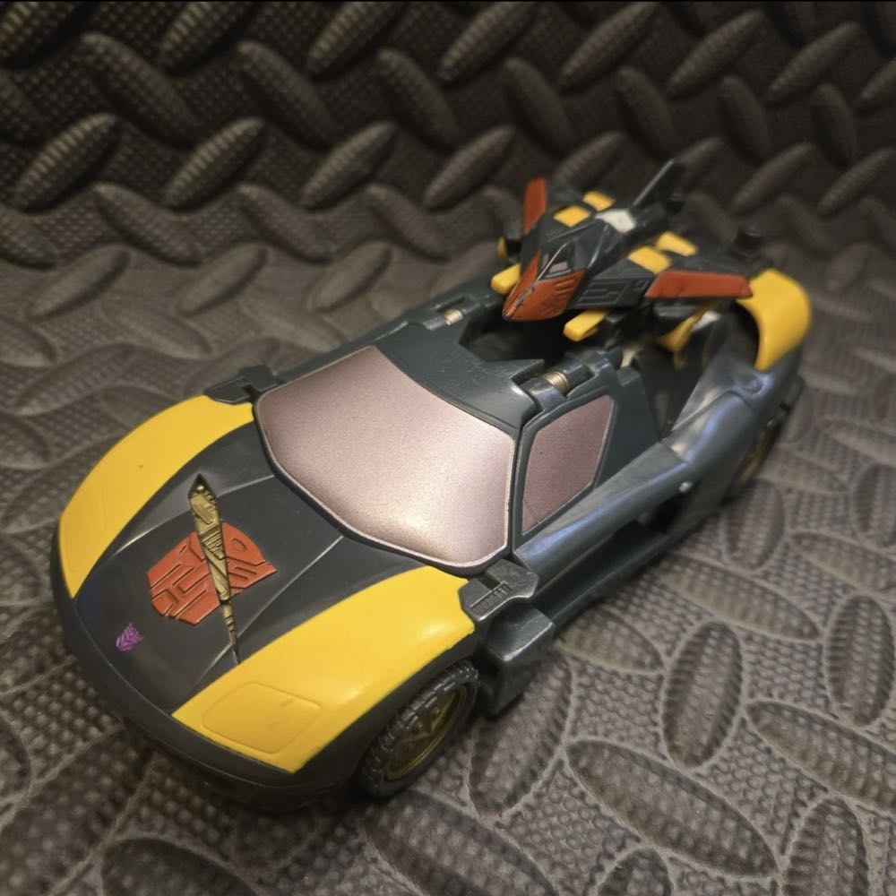 Transformers Armada: Wheeljack - Hasbro (Transformers Armada) action figure collectible [Barcode 076930806777] - Main Image 4