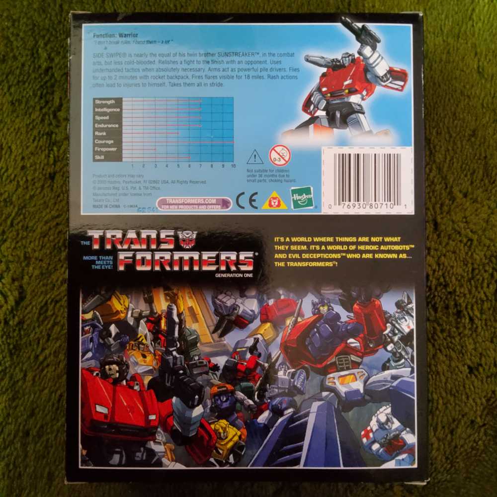 Transformers Commemorative Series Sideswipe - Hasbro (The Transformers) action figure collectible [Barcode 076930807101] - Main Image 2