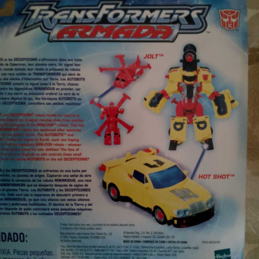 Hot Shot and Jolt  (Transformers Armada) action figure collectible [Barcode 076930807149] - Main Image 2