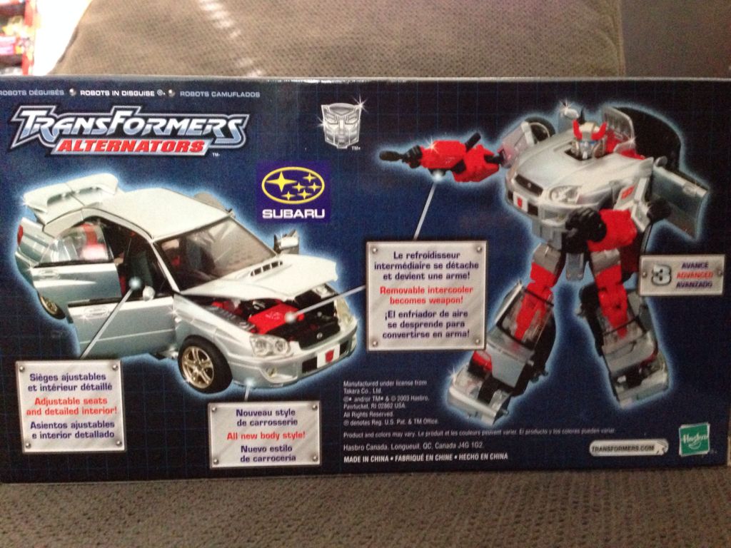 AT-04 | Silverstreak - Hasbro (Transformers Alternators) action figure collectible [Barcode 076930813096] - Main Image 2