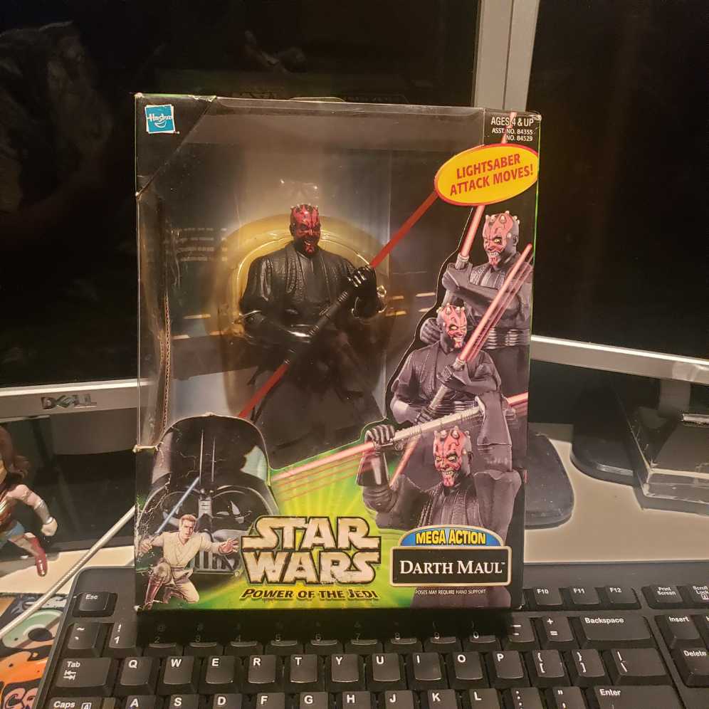 Darth Maul - Hasbro (1995-2000 The Power of the Force) action figure collectible [Barcode 076930845295] - Main Image 2