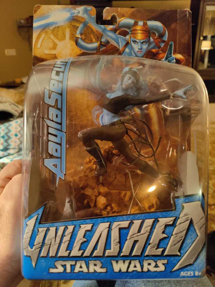 Aayala Secura  - Hasbro (Star Wars: Attack Of The Clones) action figure collectible [Barcode 076930847862] - Main Image 3