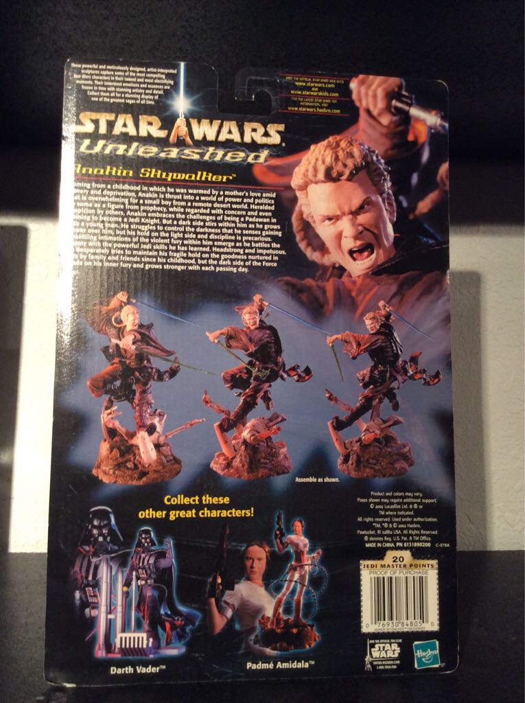 Anakin Skywalker  (Star Wars: Attack Of The Clones) action figure collectible [Barcode 076930848050] - Main Image 2