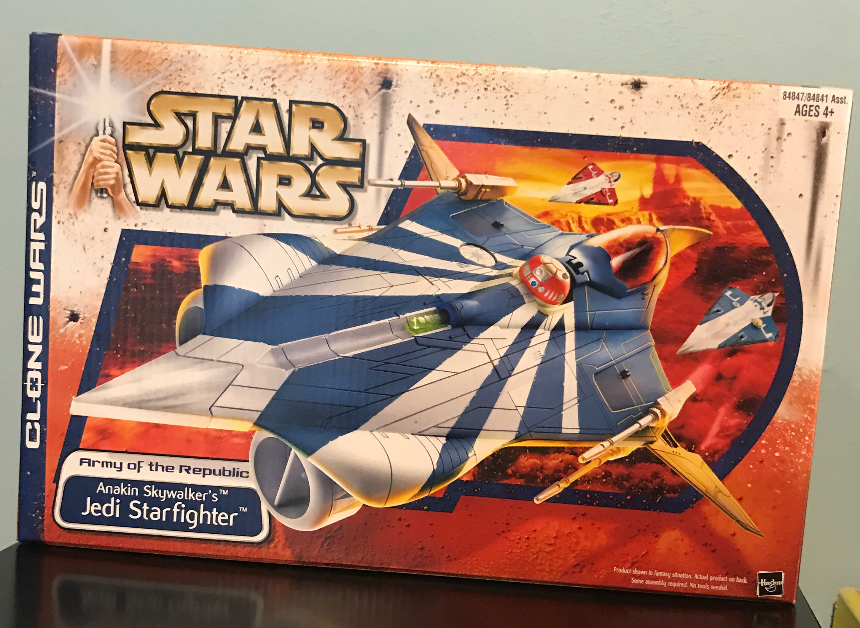 Anakin Skywalker’s Jedi Starfighter - Hasbro (2003 The Clone Wars Realistic-Animated) action figure collectible [Barcode 076930848470] - Main Image 3
