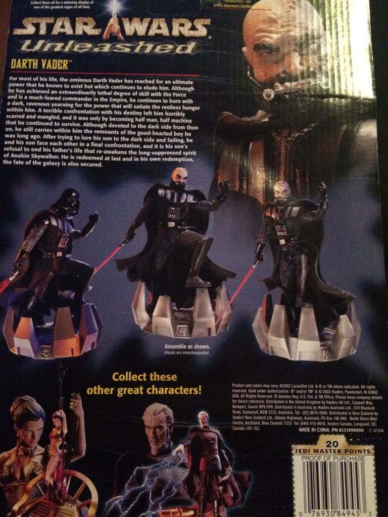 Darth Vader - Hasbro (Star Wars: The Empire Strikes Back) action figure collectible [Barcode 076930849453] - Main Image 2