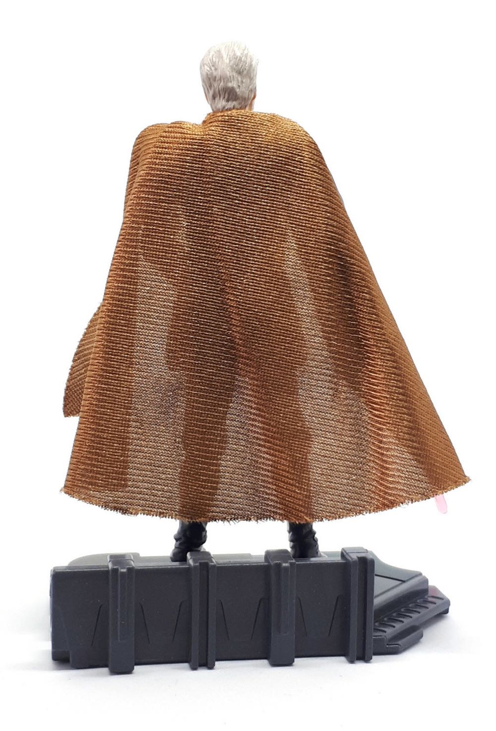 Count Dooku - Hasbro (Revenge Of The Sith) action figure collectible [Barcode 076930852866] - Main Image 3