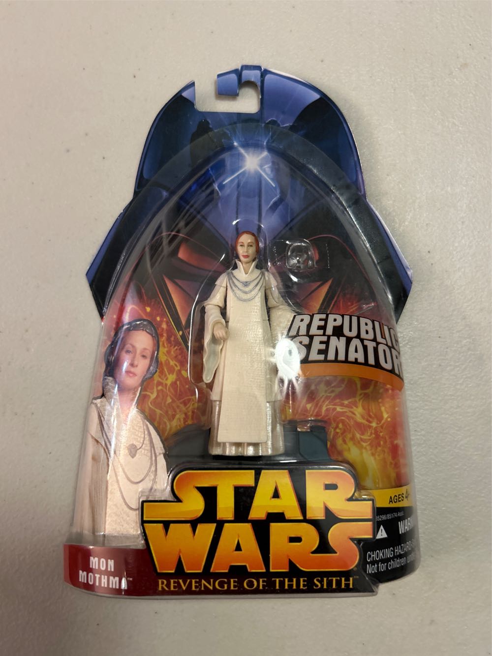 Mon Mothma - Star Wars (Revenge Of The Sith) - Hasbro (Star Wars) action figure collectible [Barcode 076930852965] - Main Image 4