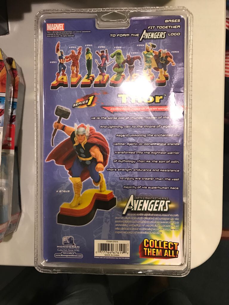 Marvel Universe Resin Statue Collection “Avengers” Thor  action figure collectible [Barcode 077764676192] - Main Image 2