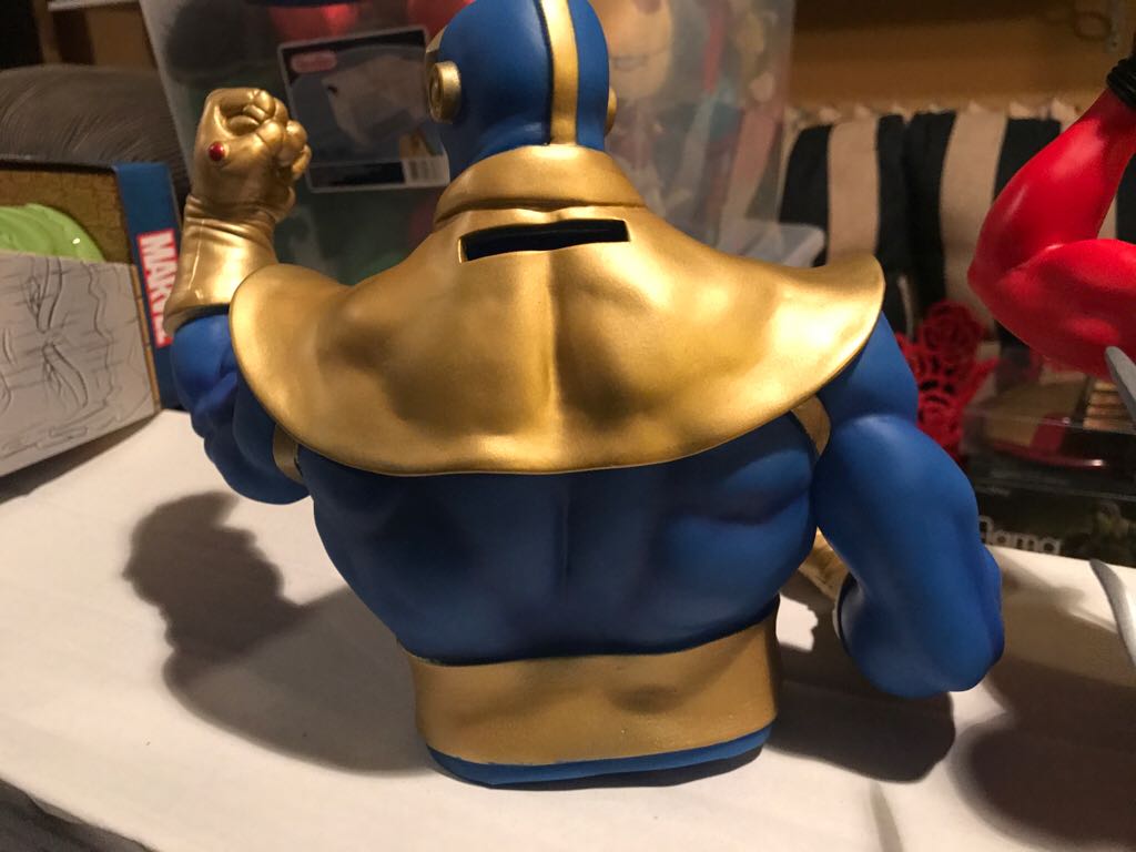 Marvel Comics Figural Bust Bank - Thanos  action figure collectible [Barcode 077764679520] - Main Image 2