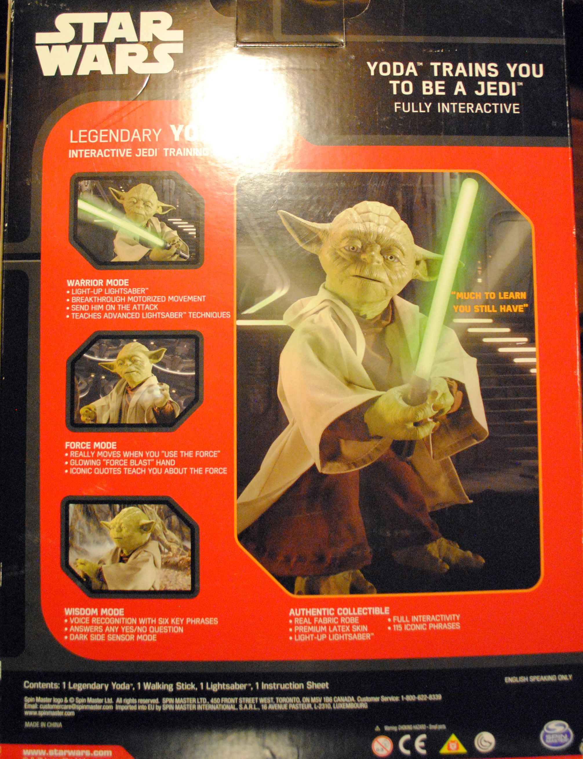 Legendary Jedi Master Yoda Interactiver Doll Star Wars ROTS - Hasbro (Star Wars Episode II Attack of the Clones) action figure collectible [Barcode 0778988117033] - Main Image 2