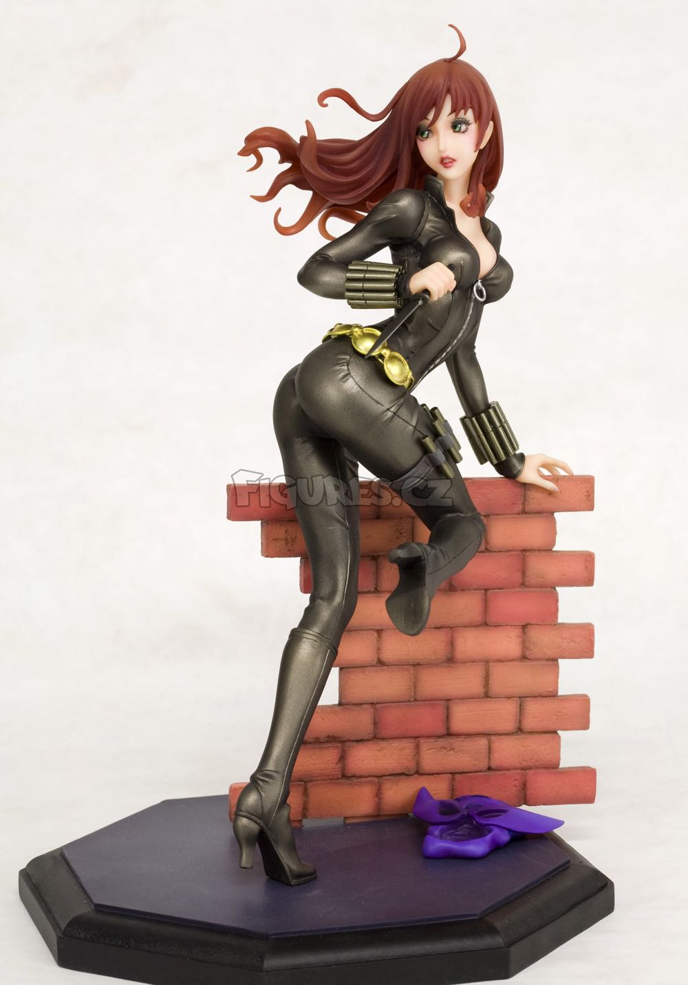 Black Widow Bishoujo (Covert Ops Ver.) - Kotobukiya (SDCC Exclusive Covert Ops. Gray Costume) action figure collectible [Barcode 083100003010] - Main Image 3