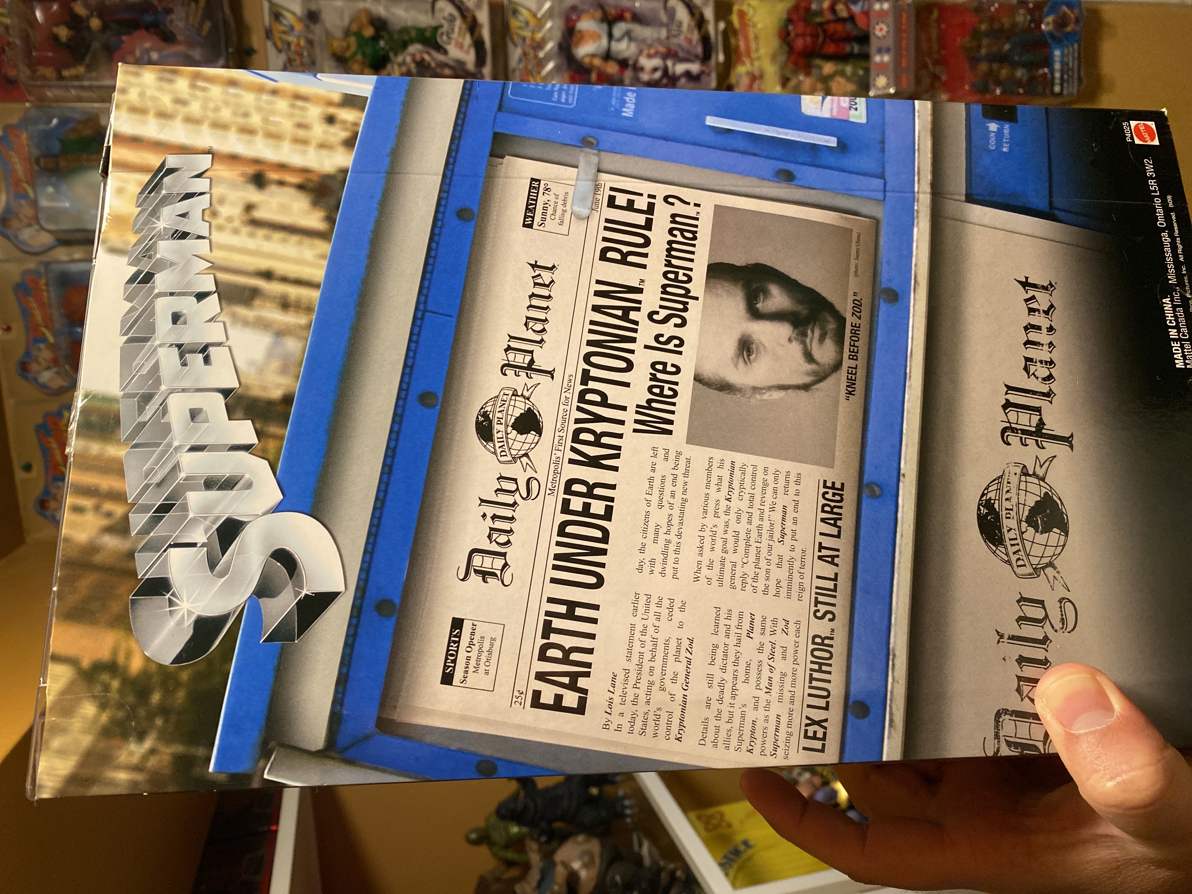 Mattel Superman the Movie 12’’ General Zod 2009 Matty Collector Doll - Mattel (Superman) action figure collectible [Barcode 027084738179] - Main Image 4