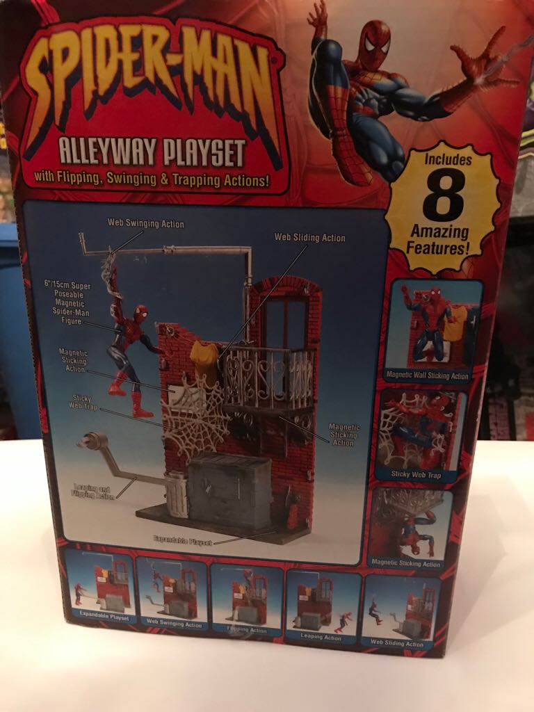 Spiderman: Alleyway Playset - Toybiz (Diorama) action figure collectible [Barcode 086892700563] - Main Image 2