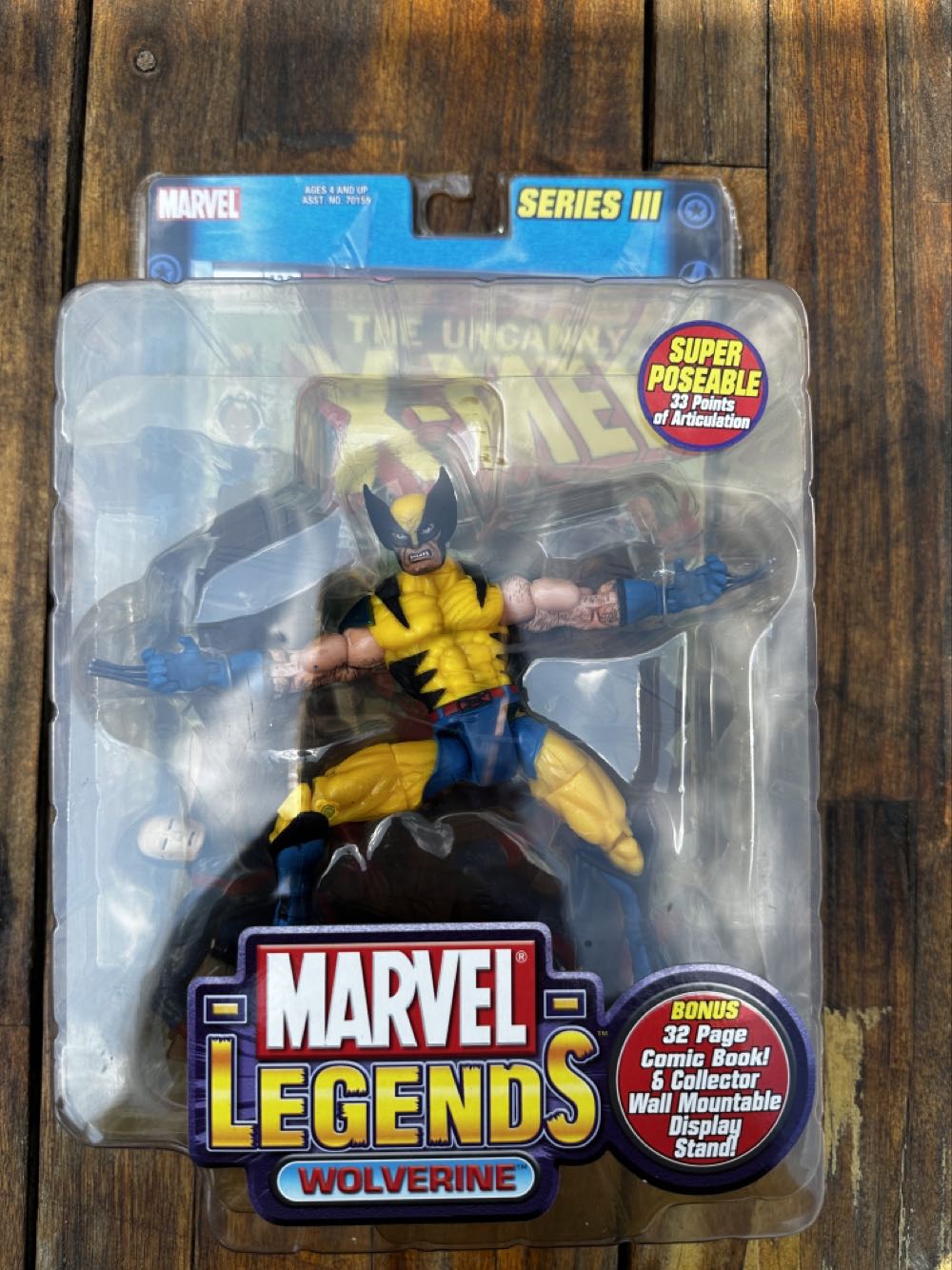 Wolverine - Toy Biz (Marvel Legends Series III) action figure collectible [Barcode 086892701560] - Main Image 4