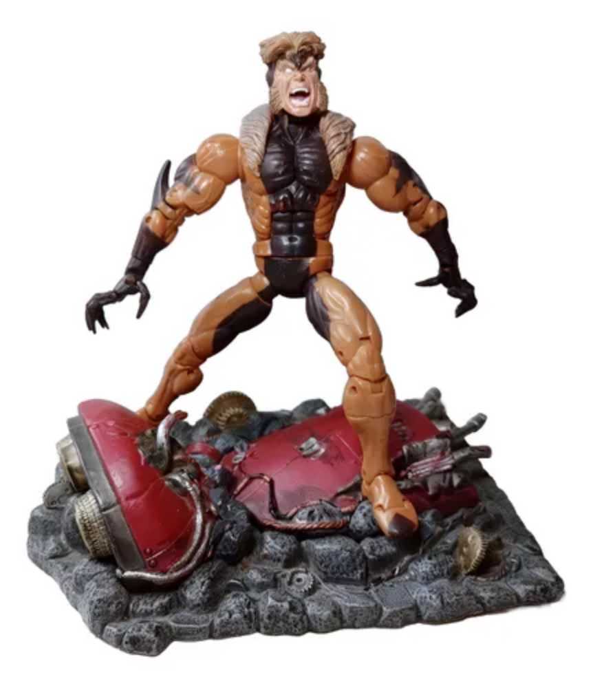 Sabretooth - Toy Biz (Marvel Legends Series V) action figure collectible [Barcode 086892703908] - Main Image 4