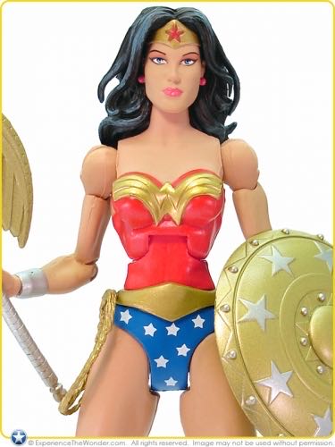 Wonder Woman - Mattel (DC Universe Classics) action figure collectible [Barcode 027084749748] - Main Image 2