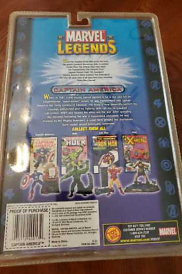 Toybiz Marvel Legends Series VIII - Ultimate Captain America  - Toybiz (Marvel Legends) action figure collectible [Barcode 086892711262] - Main Image 3