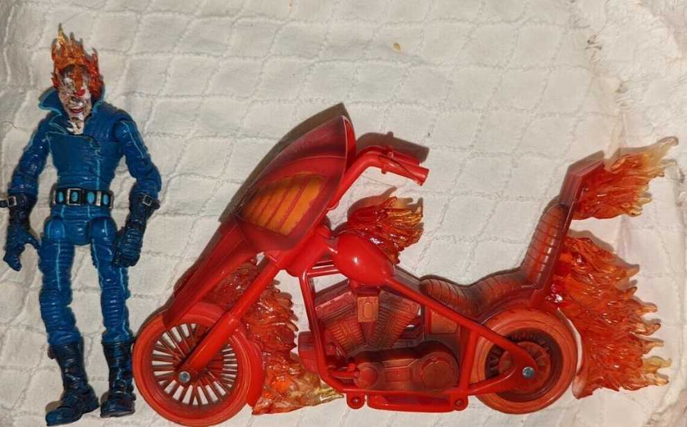 Toybiz Marvel Legends Series VII Phasing Ghost Rider Variant  - Toy Biz (Marvel Legends) action figure collectible [Barcode 086892713143] - Main Image 3