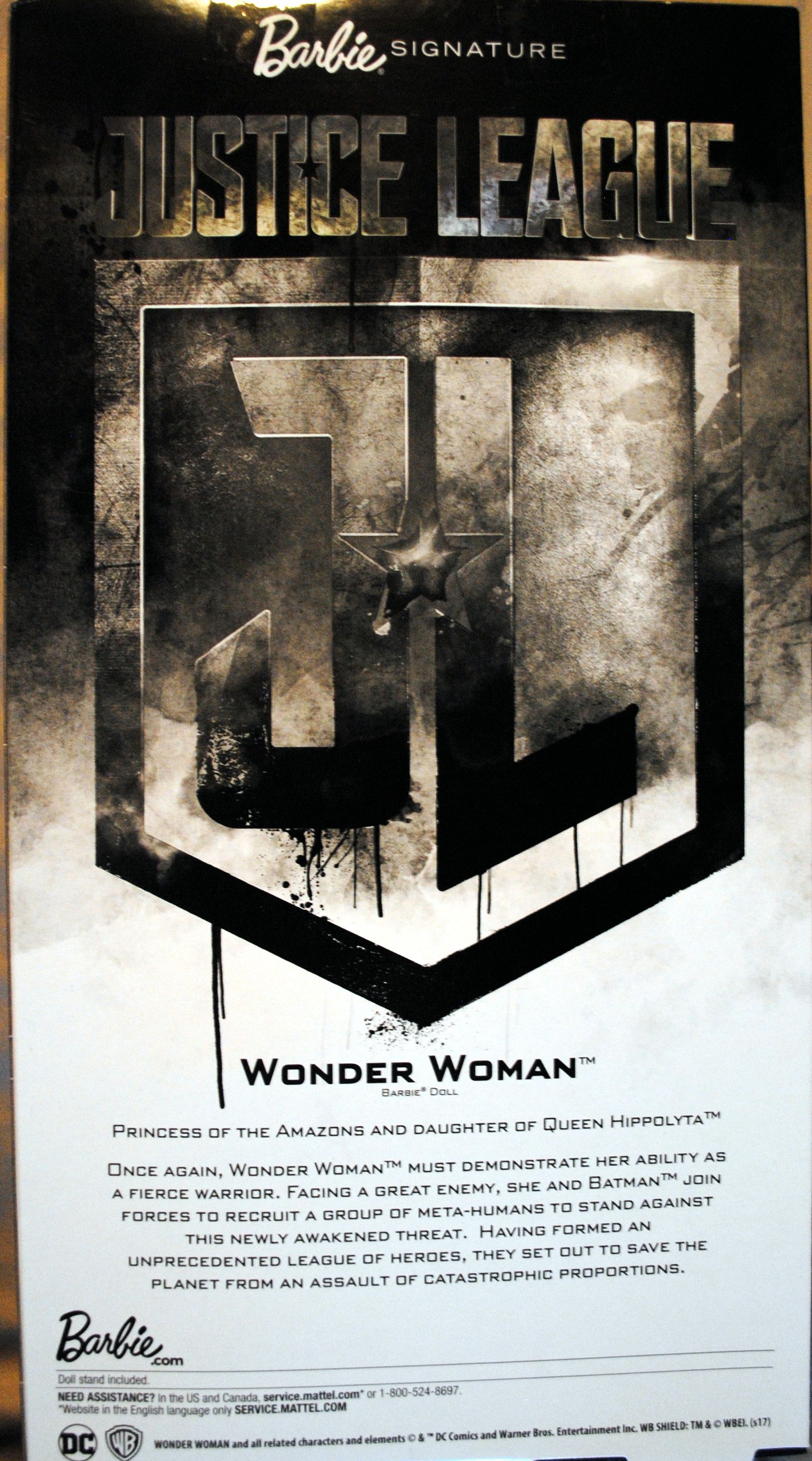 Justice League Movie Barbie Signature Series DC Wonder Woman - DC Mattel (Justice League Movie) action figure collectible [Barcode 0887961424959] - Main Image 2