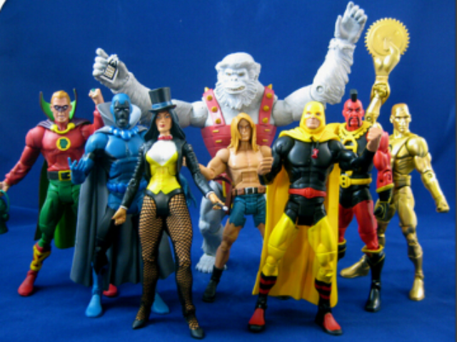 Tyr - Mattel (DC Universe Classics: Wave 14) action figure collectible [Barcode 027084831443] - Main Image 2