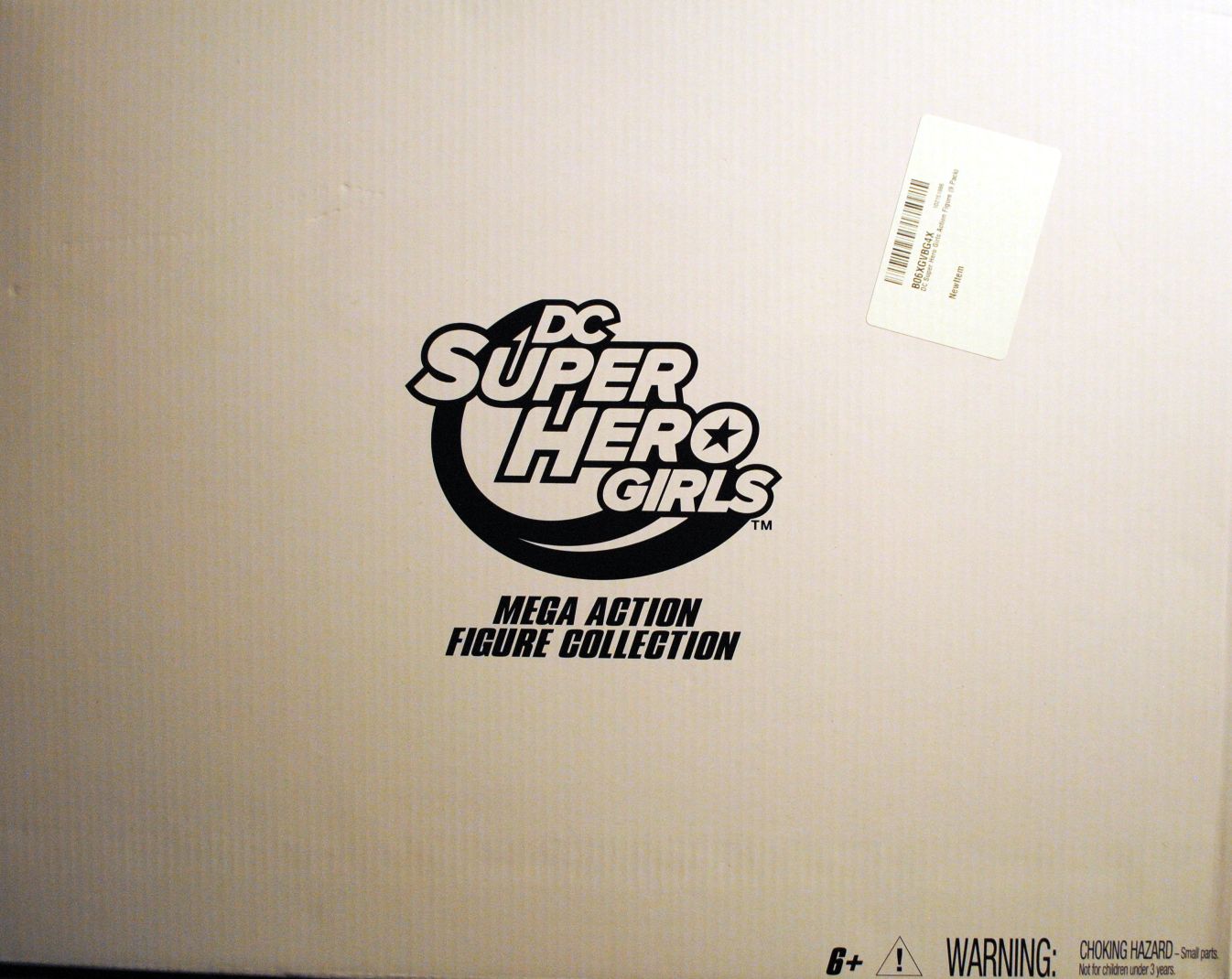 DC Super Hero Girls 6 Inch Ultimate Collection - 9 Pack figures Mega - DC Mattel (DC Super Hero Girls) action figure collectible [Barcode 0887961580662] - Main Image 2