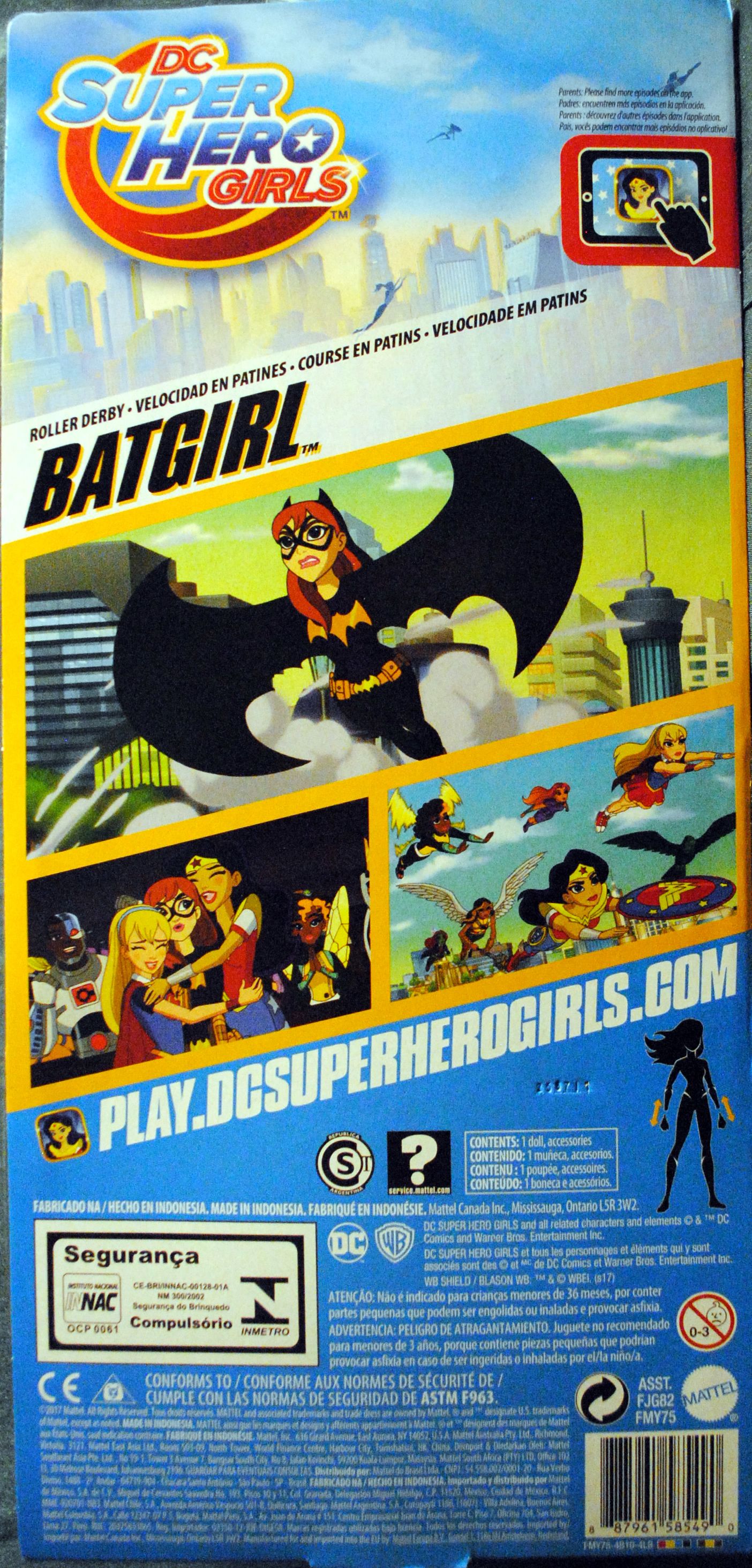 DC Super Hero Girls 12 inch Batgirl Roller Derby Doll - DC Mattel (DC Super Hero Girls) action figure collectible [Barcode 0887961585490] - Main Image 2