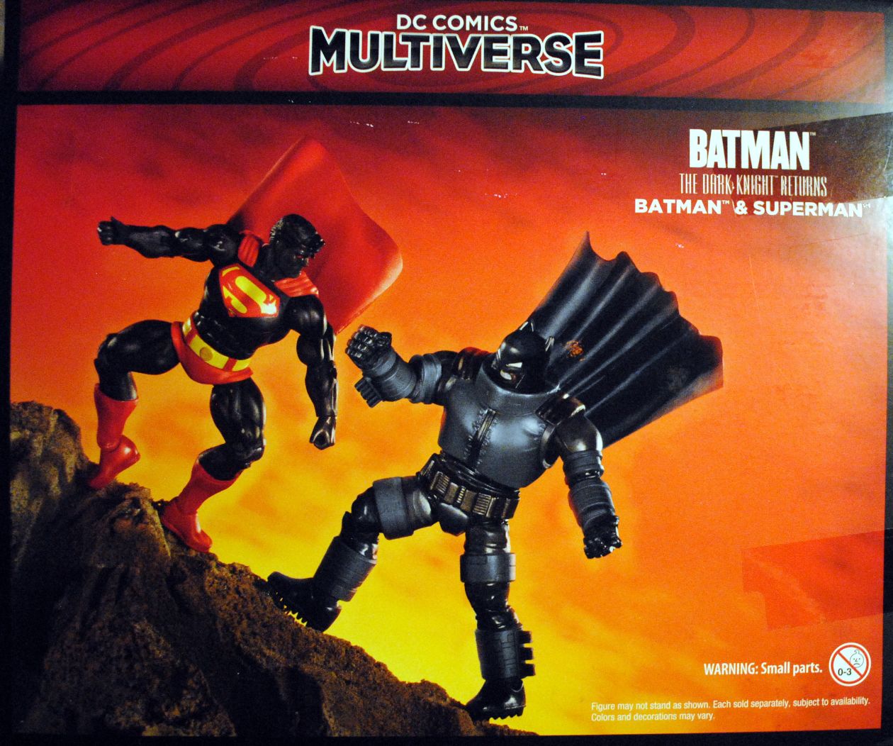 DC Comics Multiverse Batman The Dark Knight Returns Batman and Superman 2 pack - DC Mattel (Batman Dark Knight Returns) action figure collectible [Barcode 0887961619676] - Main Image 2