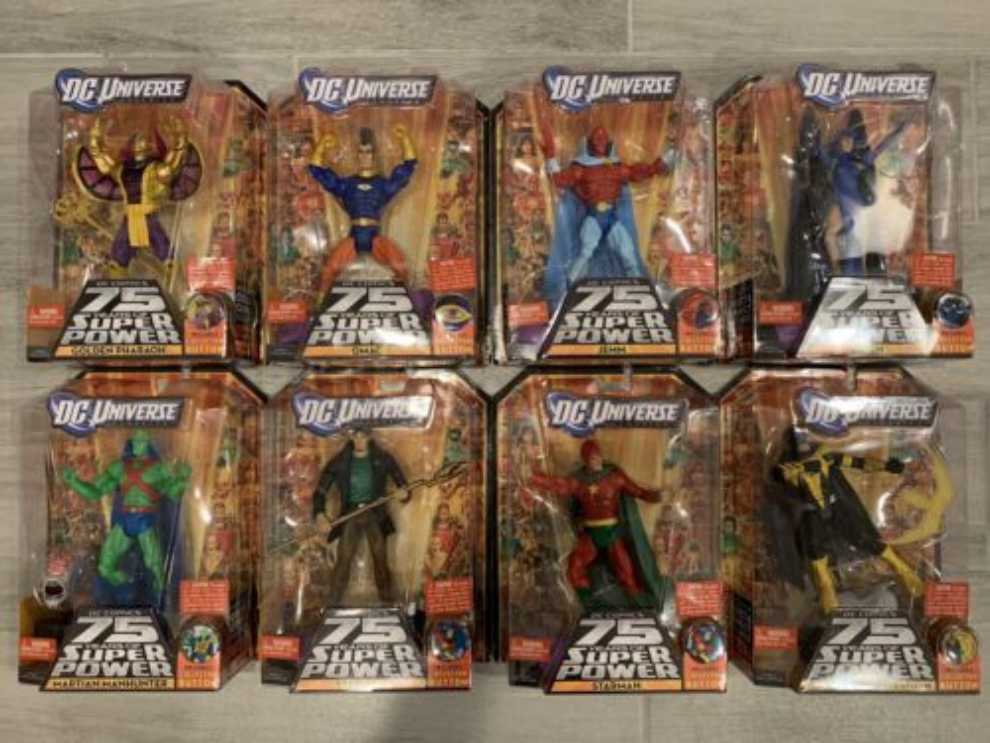 DC Universe Classics Golden Pharaoh - Mattel (DC Universe Classics Wave 15) action figure collectible [Barcode 027084831573] - Main Image 4