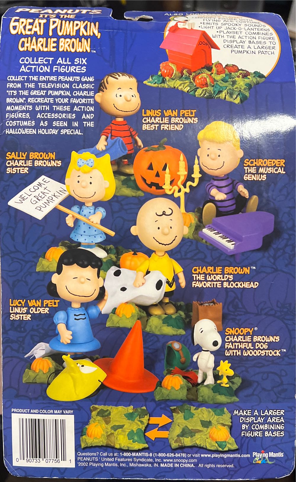 Peanuts It’s The Great Pumpkin Charlie Brown Snoopy - Playing Mantis Inc. (It’s The Great Pumpkin Charlie Brown) action figure collectible [Barcode 090733077561] - Main Image 2