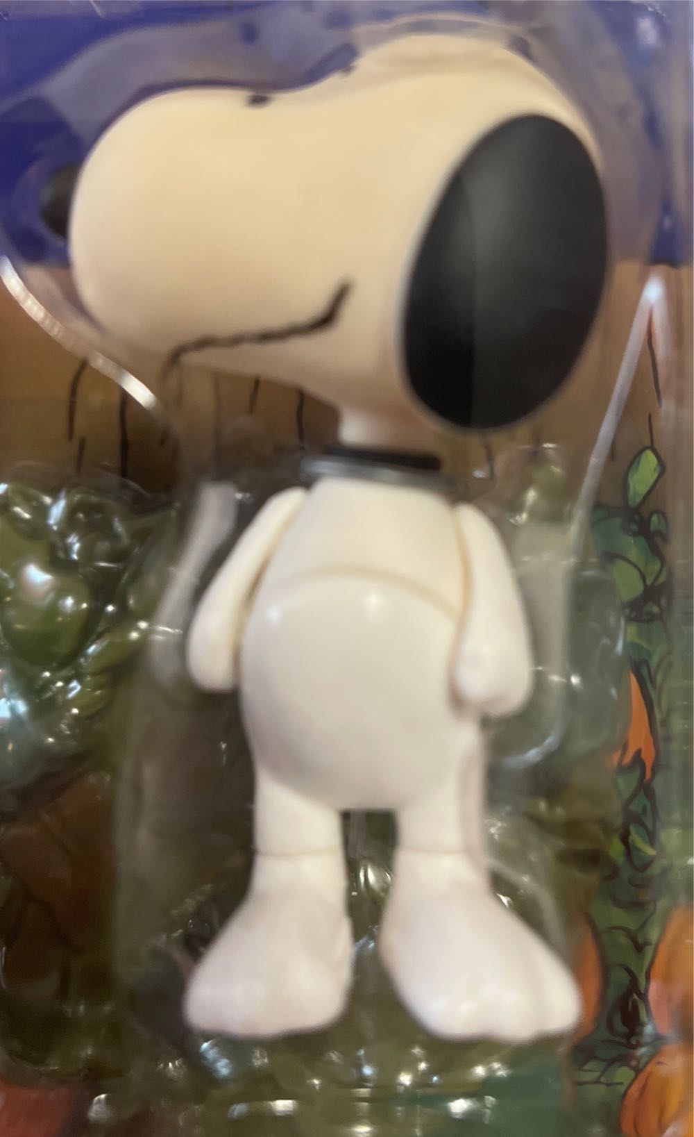 Peanuts It’s The Great Pumpkin Charlie Brown Snoopy - Playing Mantis Inc. (It’s The Great Pumpkin Charlie Brown) action figure collectible [Barcode 090733077561] - Main Image 4