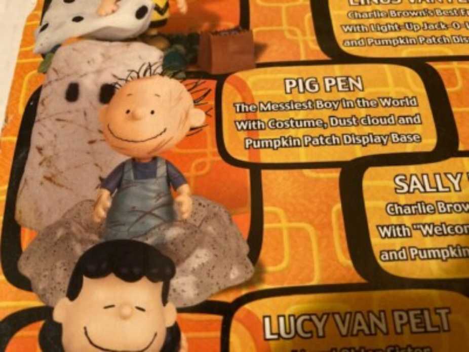 Pig Pen - Playing Mantis Inc. (Peanuts: It’s The Great Pumpkin, Charlie Brown!) action figure collectible [Barcode 090733077585] - Main Image 4