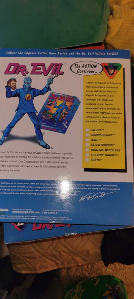 Captain Action Playing Mantis - Dr. Evil Super Poseable Action Figure -in Box A1  action figure collectible [Barcode 090733090010] - Main Image 3