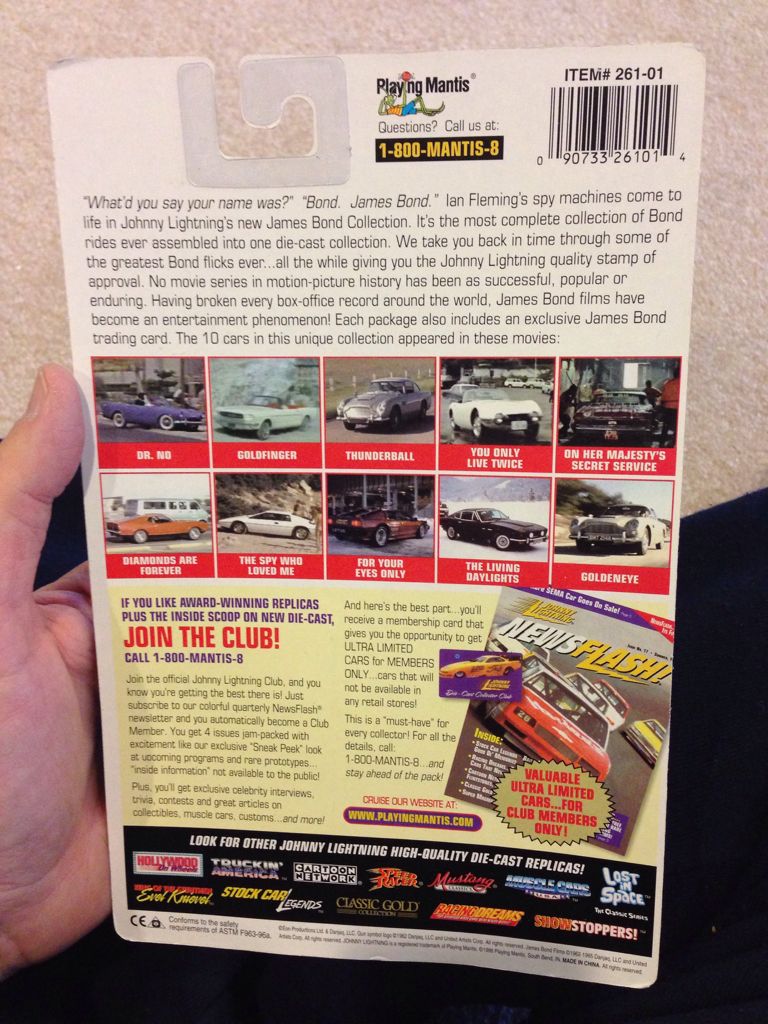 The Living Daylights - Playing Mantis (James Bond) action figure collectible [Barcode 090733261014] - Main Image 2