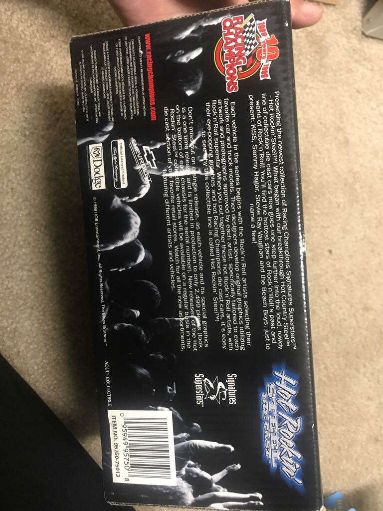 Hot Rockin’ Street Die Cast Ozzy Osbourne - HOB Entertainment action figure collectible [Barcode 095949957508] - Main Image 2