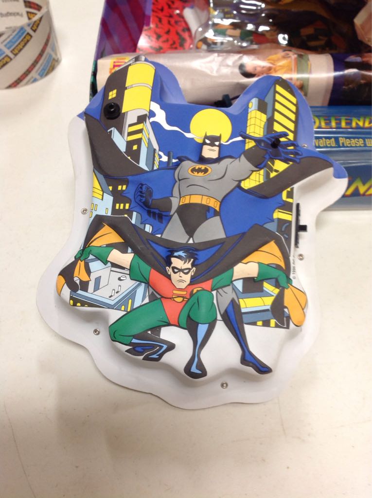 The Adventures Of Batman And Robin Room Defender - Happiness Express Club (The Adventures Of Batman And Robin) action figure collectible [Barcode 096357810393] - Main Image 2
