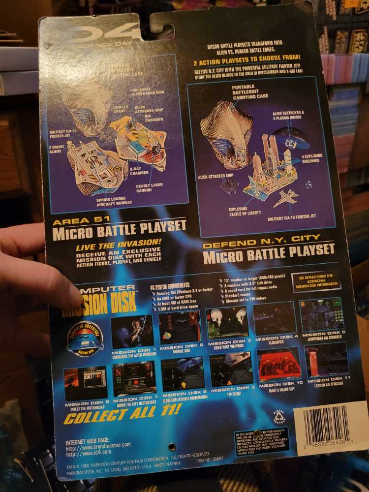 Area 51 Micro Battle Playset - Trendmasters (ID4 Independence Day) action figure collectible [Barcode 096882064261] - Main Image 2
