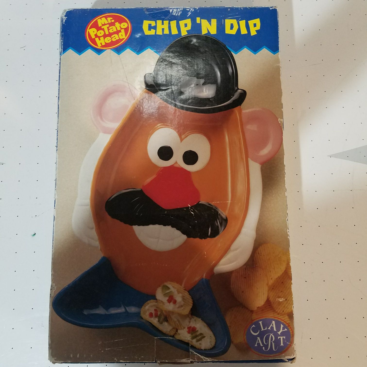 Mr Potato Head Chip ’N Dip Platter - Clay Art action figure collectible [Barcode 098598028117] - Main Image 2
