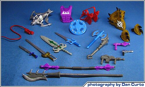 He-Man Masters of the Universe Classics Exclusive Ultimate Battle Ground Weapons Pak - Matty Collector (MOTU) (Masters Of The Universe Classics) action figure collectible [Barcode 027084833058] - Main Image 2